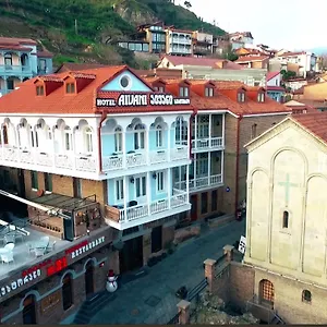 Aivani Old Hotel